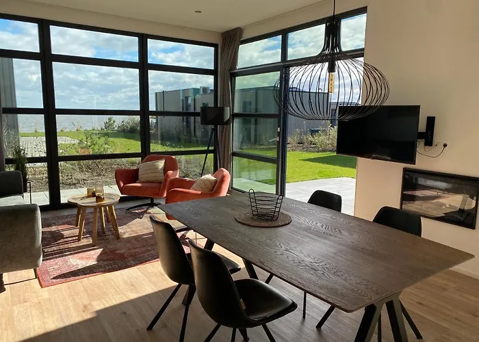 Enkhuizer Moewennest Zweite Reihe Haus Nr 261 *